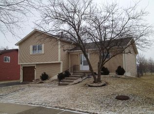 115 Cloverleaf Rd, Matteson, IL 60443