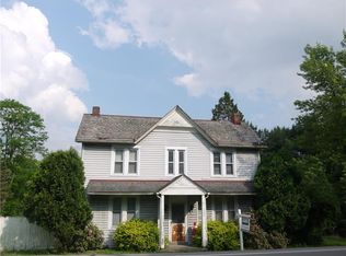 400 Lindsay Rd, Zelienople, PA 16063