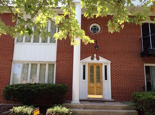 7033 99th St APT 2W, Chicago Ridge, IL 60415