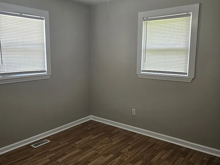122 S Randall Cir — Photo 6