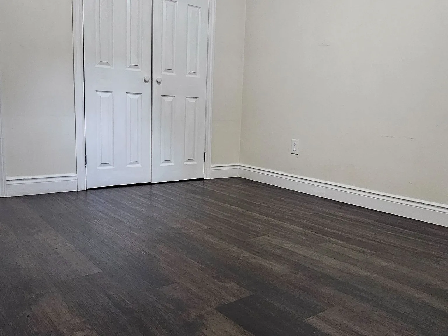 2 bed, $2,050 — Photo 4