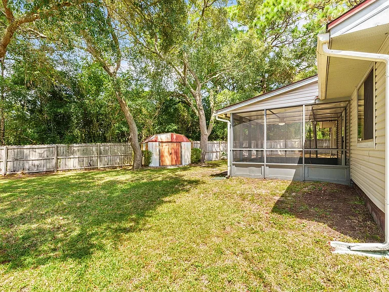 339 Evergreen Ave — Photo 25