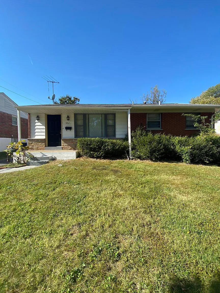 5521 Albia Ter photo 1