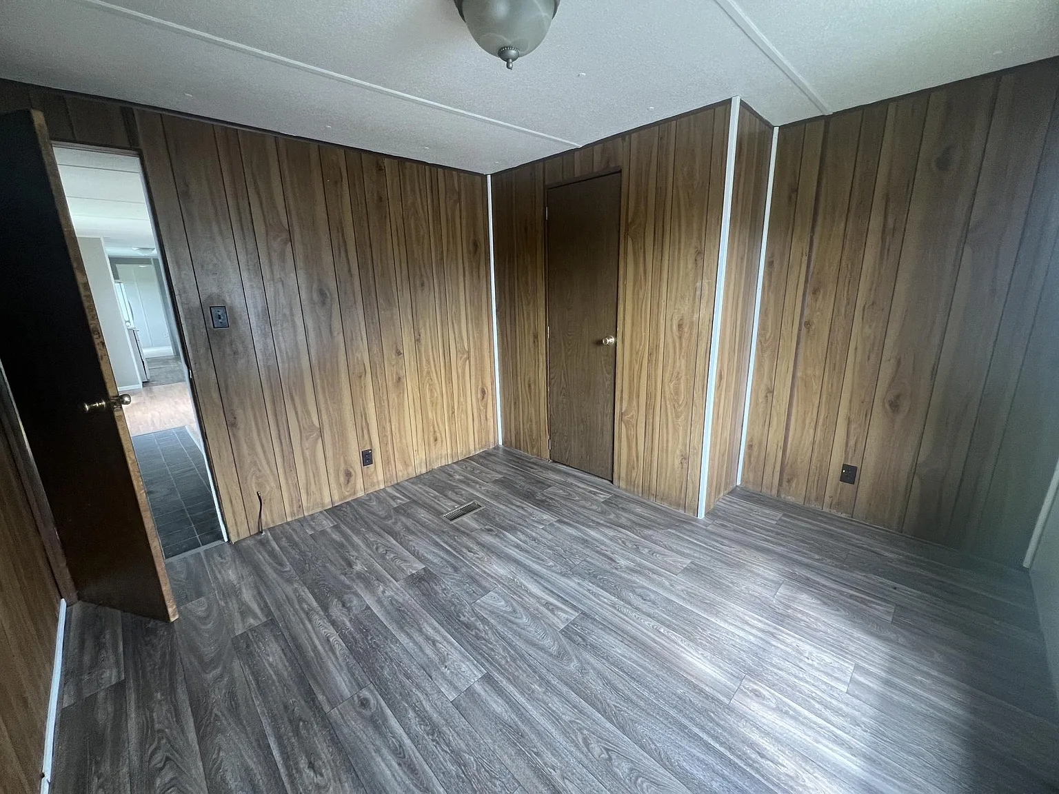 2 bed, $750 — Photo 4