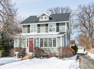 561 Elder Ln, Winnetka, IL 60093