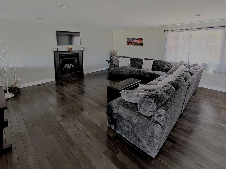 77 Whispering Pines Cir — Photo 17