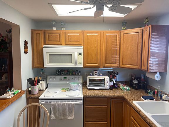 4th image of 729 Lori Dr APT 102