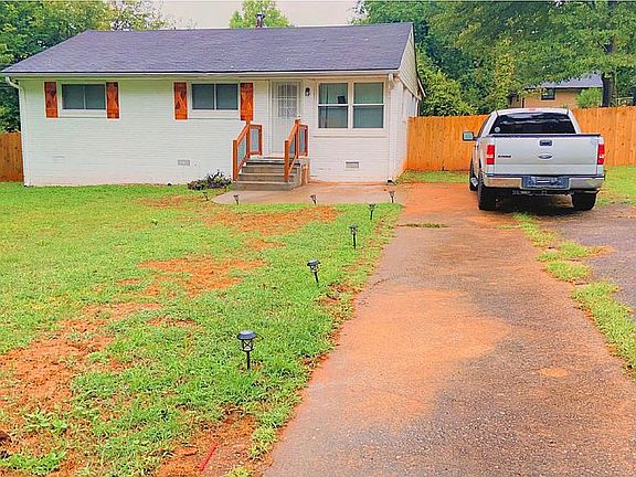 2nd image of 1745 W Austin Rd