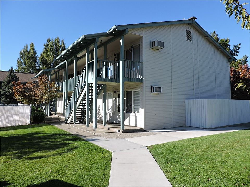 1st image of 10 S Cove Ave APT 26