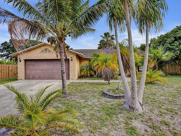 2nd image of 125 Seagull Court