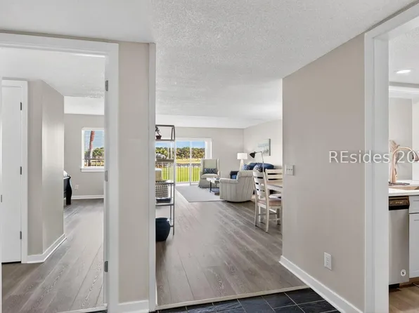 10 Lighthouse Rd APT 434, Hilton Head Island, SC 29928
