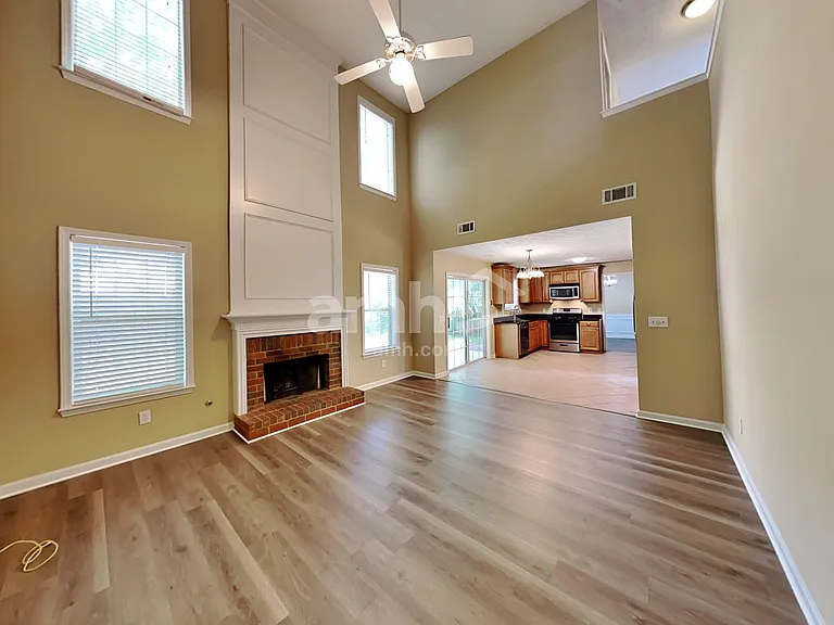 2380 Winthrope Way Dr — Photo 8