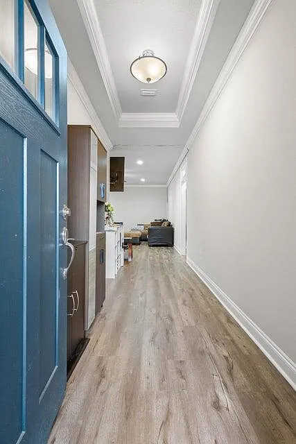 3 bed, 2.0 bath, 1754 sqft, $2,200 — Photo 3