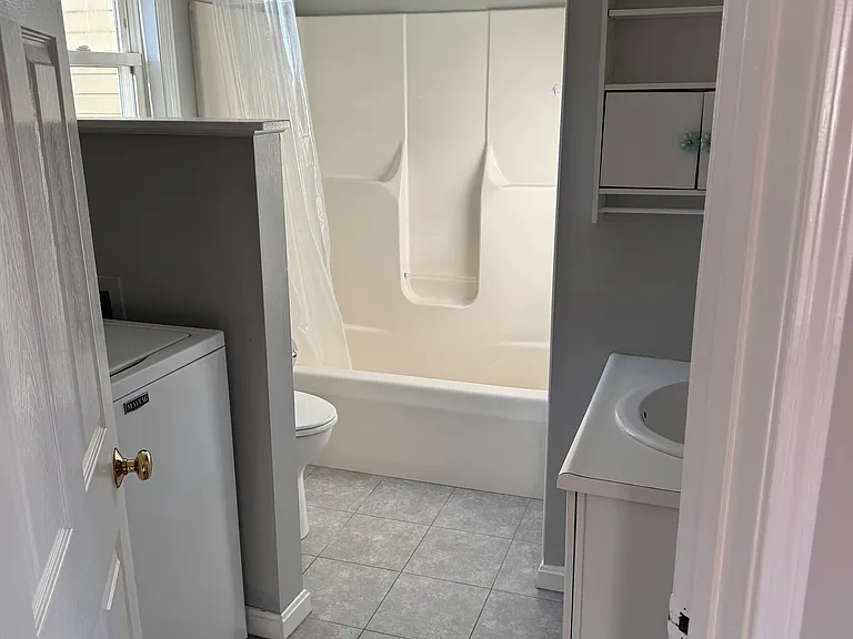 Beehive Dr — Photo 10