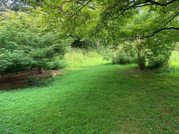 2926 Lincoln St, Camp Hill, PA 17011