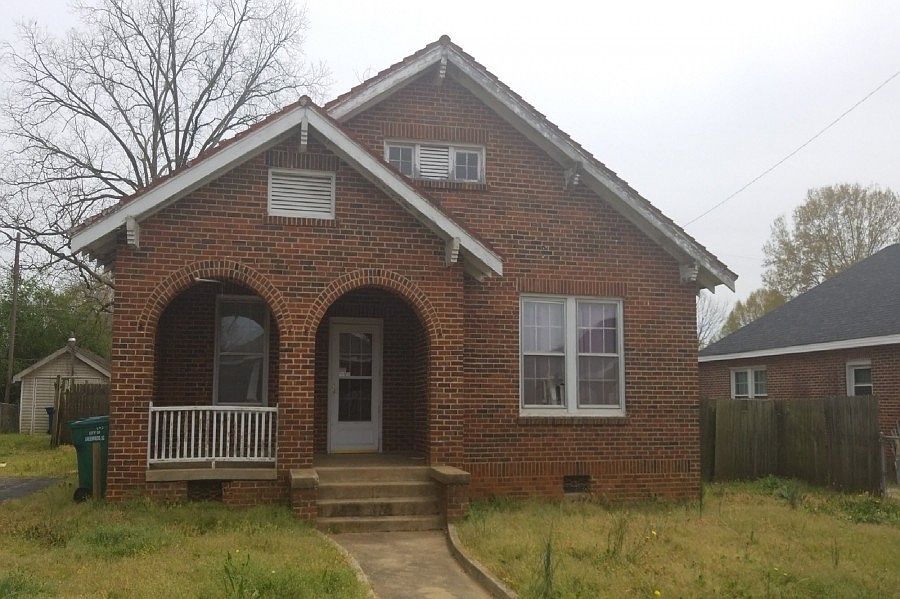 1st image of 403 Piedmont Ave