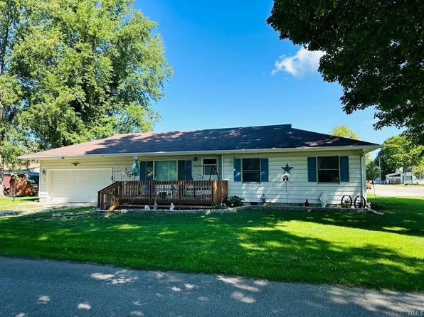 112 E South St, Kewanna, IN 46939