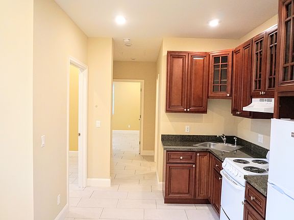 2nd image of 350 Laguna St APT 25