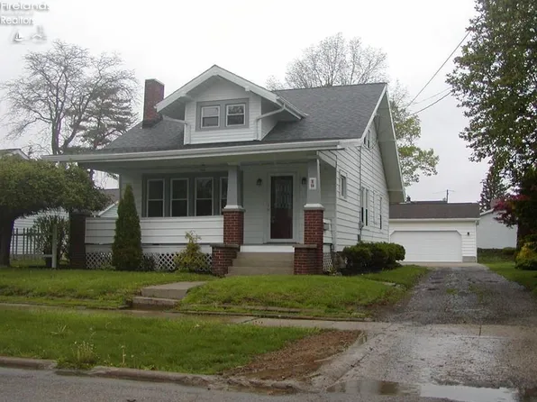 19 Jefferson St, Shelby, OH 44875