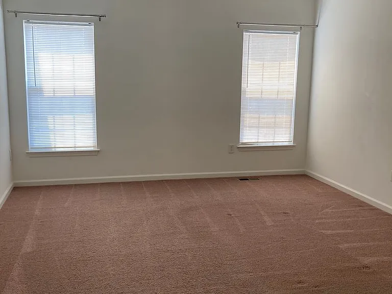 301 Victory Gallop Ct — Photo 10
