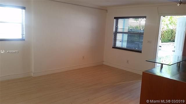 2nd image of 801 Meridian Ave APT 1D