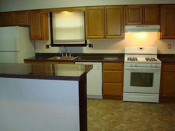 Kitchen (Gas Stove)