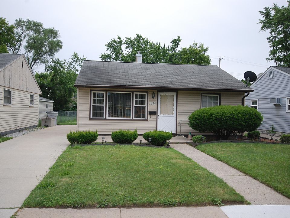 1st image of 1620 E Meyers Ave