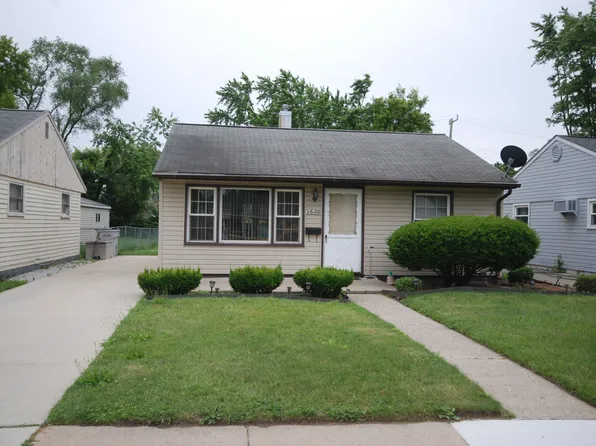 1620 E Meyers Ave, Hazel Park, MI 48030