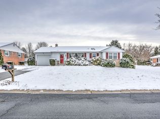 2726 Sherwood Ln, Lancaster, PA