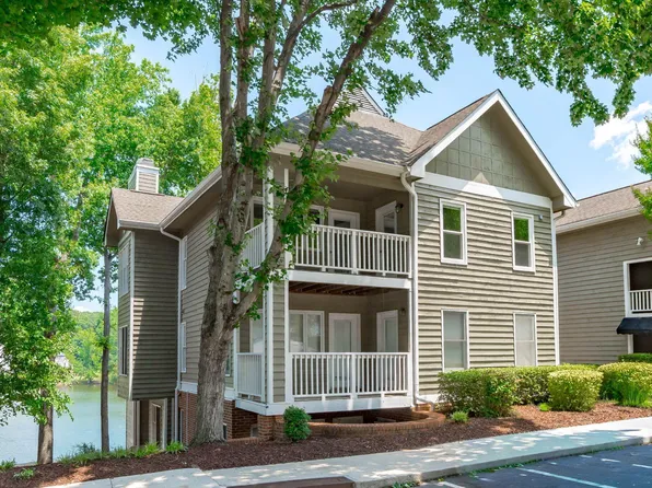 735 Springfork Dr, Cary, NC 27513