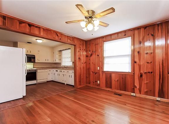 5th image of 2963 Hillhurst Dr
