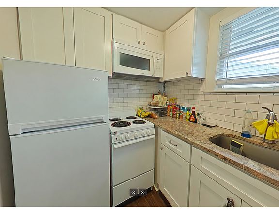 4th image of 768 Osceola St Unit B