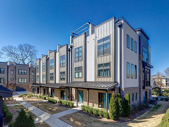 2nd image of 121 W Stone Ave #5
