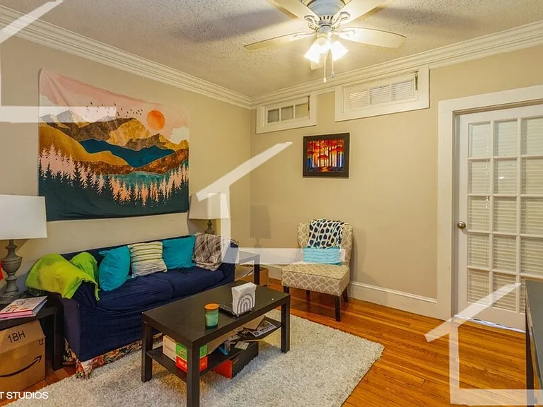 26 Chiswick Rd #U8 — Photo 11