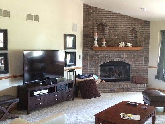 2nd image of 8811 W Marshfield Ct
