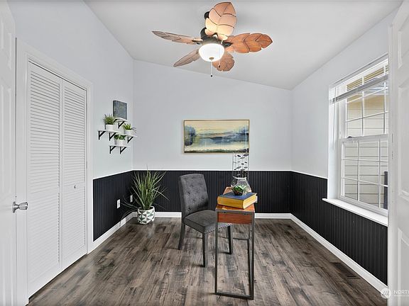 4th image of 8725 201st Street E