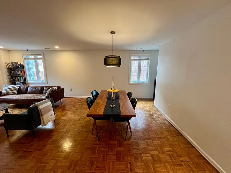 136 N Bread St #422 — Photo 12