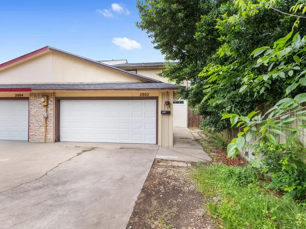 2802 Spring Valley Dr, Bedford, TX 76021