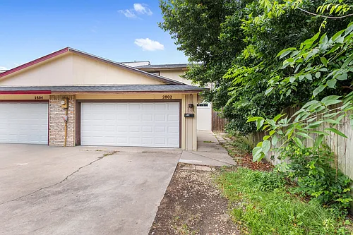 2802 Spring Valley Dr Photo 1