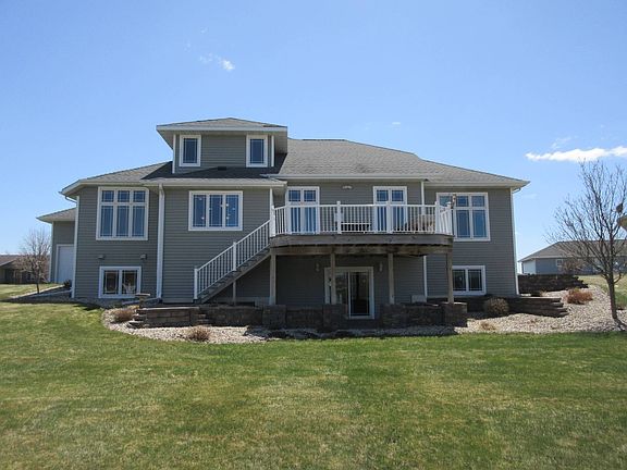 2nd image of 133 Pond Dr