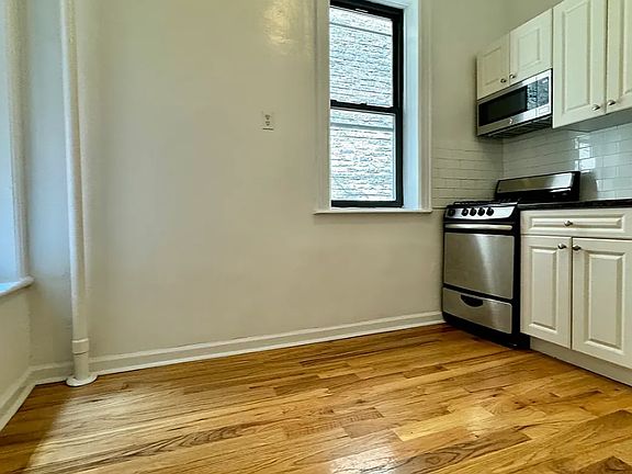 2nd image of 238 E 89th St APT 2D