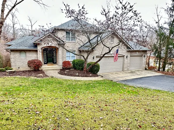 8746 Potters Cove Ct, Indianapolis, IN 46234