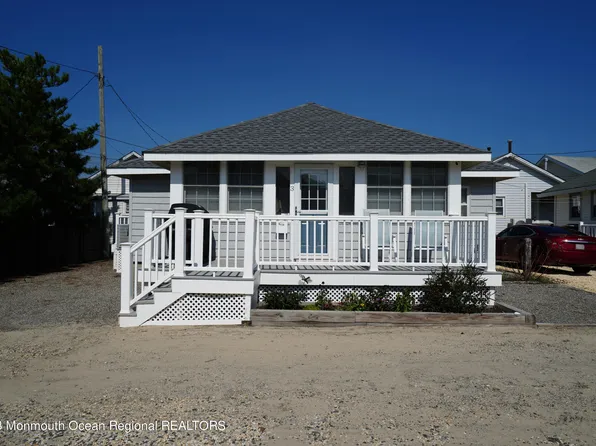 3 Limroth Row, Point Pleasant Beach, NJ 08742