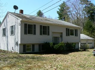 10 Reed Rd, Windsor, ME 04363
