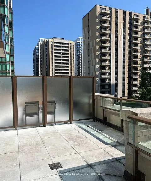 310 Tweedsmuir Ave #405 — Photo 10