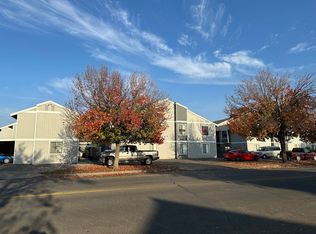 301 S B St APT 08, Madera, CA 93638