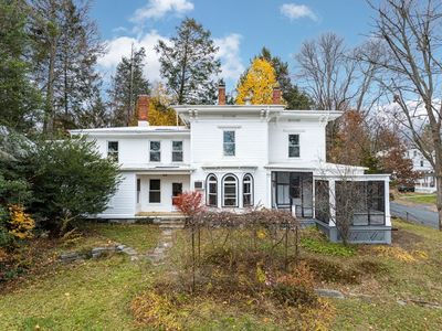 48 Gray St, Amherst, MA, 01002