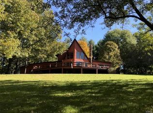 390 Boskydell Rd, Carbondale, IL 62902