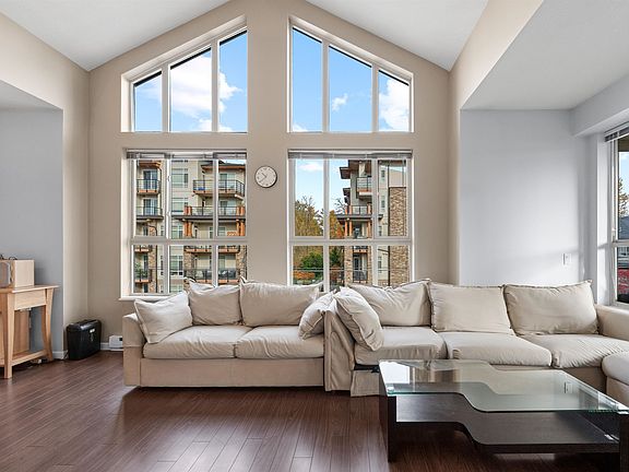 5th image of 2484 Wilson Ave #414