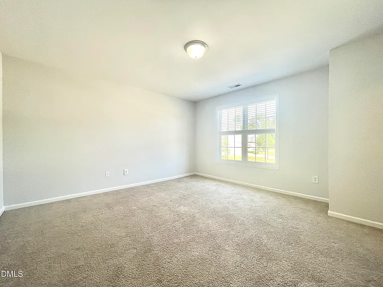 112 Taylors Creek Ct — Photo 28